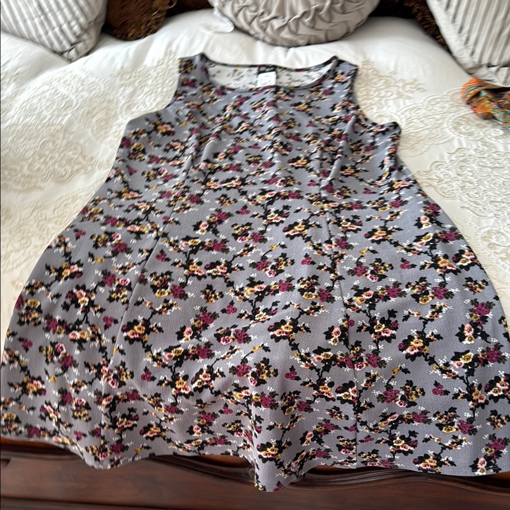 Floral Sleeveless Dress